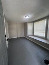 1023 N Mendenhall Rd in Memphis, TN - Building Photo - Building Photo