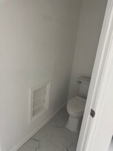 13205 Windy Oak Way in Herndon, VA - Building Photo - Building Photo