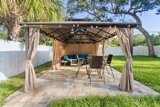 11275 52nd Ave N in St. Petersburg, FL - Building Photo - Building Photo