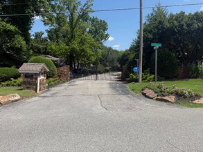 7441 S Atlanta Ave in Tulsa, OK - Building Photo - Building Photo
