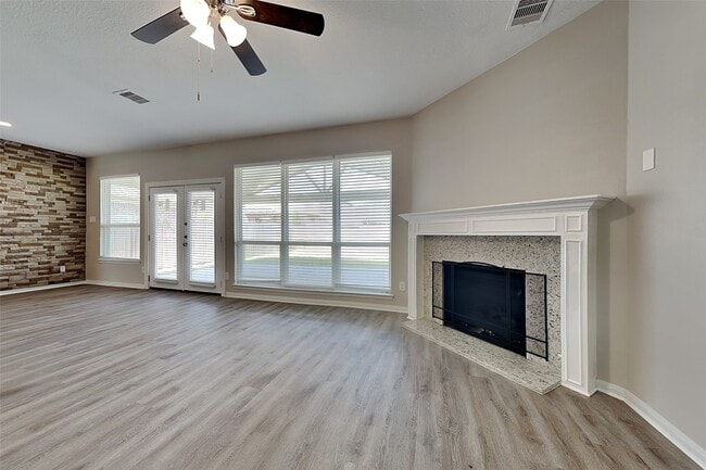 9961 Yearling Pl in Conroe, TX - Building Photo - Building Photo