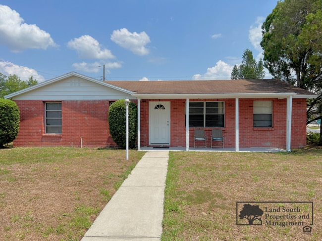 property at 2126 Smithfield Pl