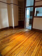 103 W Michigan Ave, Unit Depot town apt in Ypsilanti, MI - Foto de edificio - Building Photo