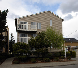 1712 NW 85th St in Seattle, WA - Foto de edificio - Building Photo