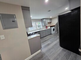 16 Long Ave, Unit 3 in Boston, MA - Building Photo