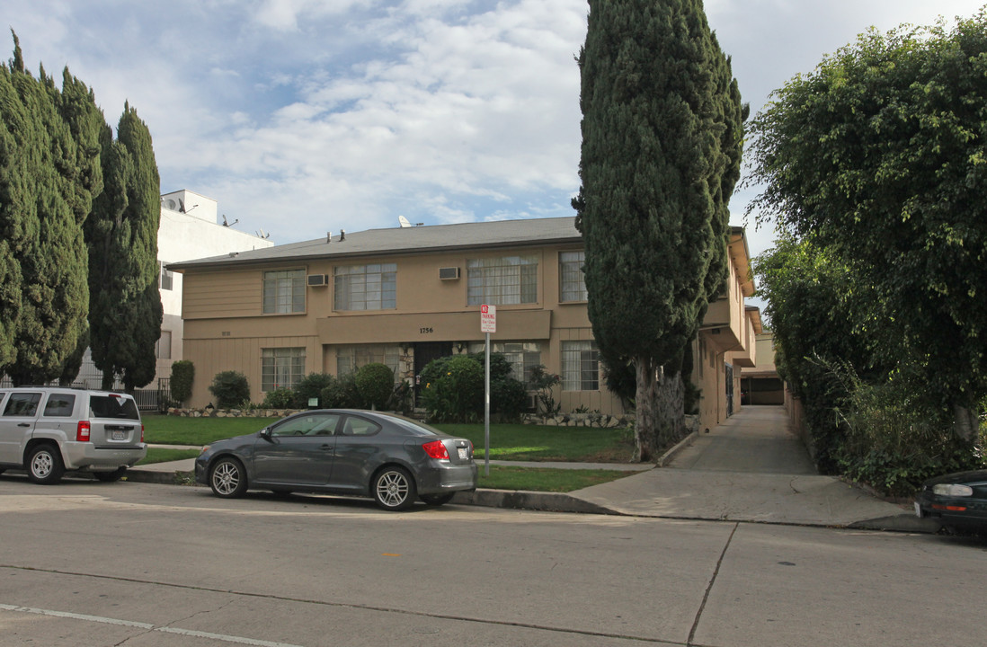 1756 N Gramercy Pl in Los Angeles, CA - Foto de edificio