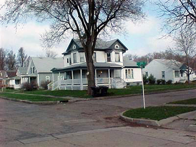 750 E 2nd St in Fremont, NE - Building Photo