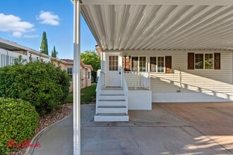 180 N 1100 E in Washington, UT - Foto de edificio - Building Photo