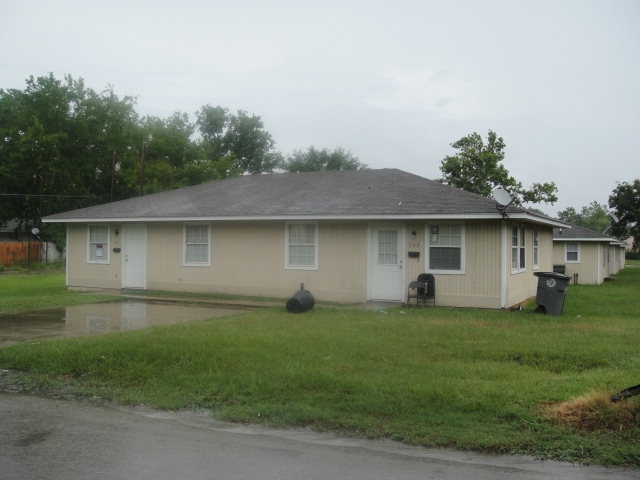 901-903 Second St in Lufkin, TX - Building Photo