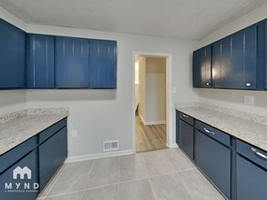 6880 Vesta Brook Dr in Morrow, GA - Building Photo - Building Photo