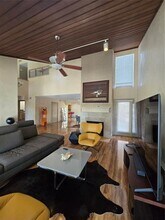 213 Sovereign Ct in Rockwall, TX - Building Photo - Building Photo