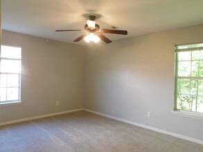 336 Emily Dr in Alma, AR - Building Photo - Building Photo