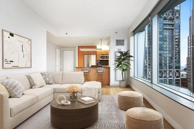 8 Spruce St