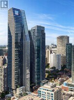 8 Wellesley St W in Toronto, ON - Building Photo