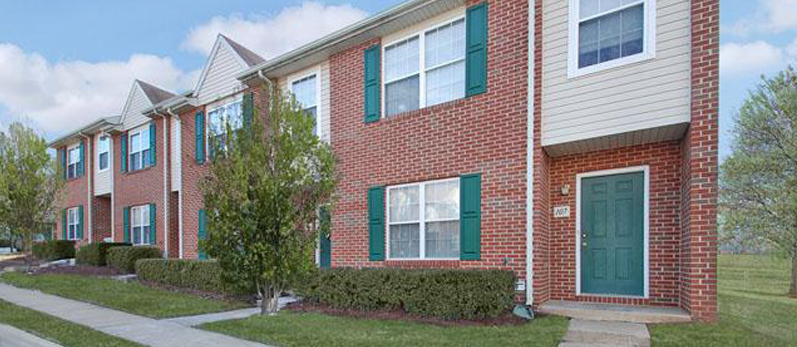 PARK RIDGE TOWNHOMES in Stafford, VA - Building Photo