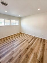 10430 Densmore Ave in Granada Hills, CA - Building Photo - Building Photo