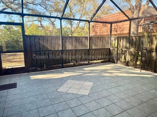 2638 10th Ct in Palm Harbor, FL - Building Photo - Building Photo