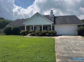 110 Word Ln in Harvest, AL - Building Photo