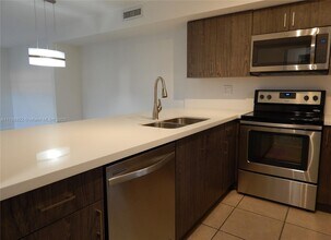 3115 SW 27th Ave in Miami, FL - Building Photo - Building Photo