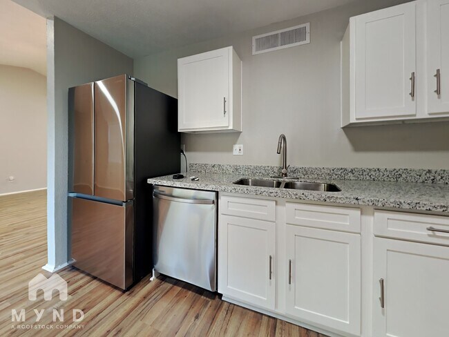 2831 Sandpiper St in Humble, TX - Building Photo - Building Photo