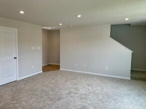 145 Robinia Rd in Lynchburg, VA - Building Photo - Building Photo