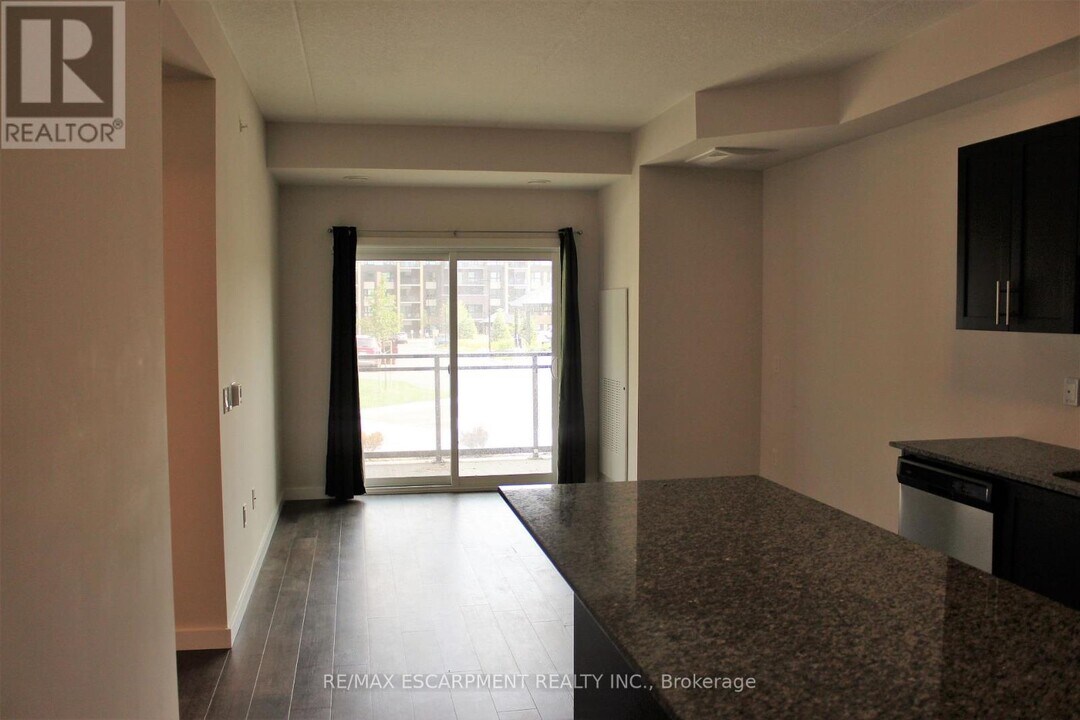 25 Kay Cres in Guelph, ON - Building Photo