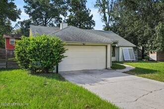 574 Constitution Dr in Orange Park, FL - Building Photo - Building Photo