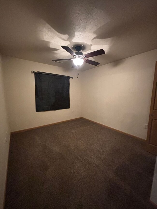 810 S 8th St in Norfolk, NE - Building Photo - Building Photo