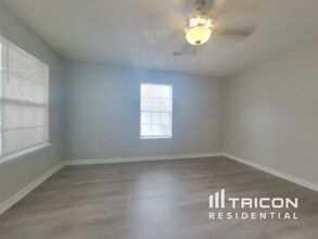 5665 Chrys St in Powder Springs, GA - Building Photo - Building Photo