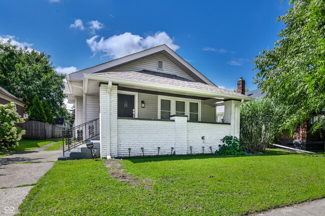 957 E Yoke St in Indianapolis, IN - Building Photo - Building Photo