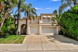 23287 Park Basilico in Calabasas, CA - Building Photo