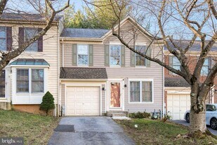 5 Weyanoke Ct in Pikesville, MD - Building Photo