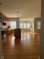 3708 W Ainslie St in Chicago, IL - Building Photo