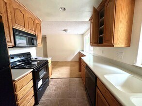 8309 56th St W in Tacoma, WA - Building Photo - Building Photo