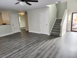 53 Ember Ln in Horsham, PA - Building Photo - Building Photo