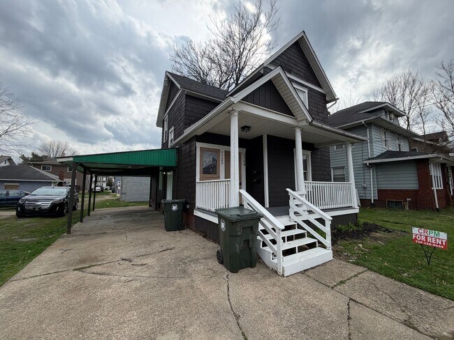 1122-1124 Hoover Pl NW in Canton, OH - Building Photo - Building Photo