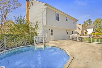 405 Creek Dr in Easley, SC - Building Photo - Building Photo