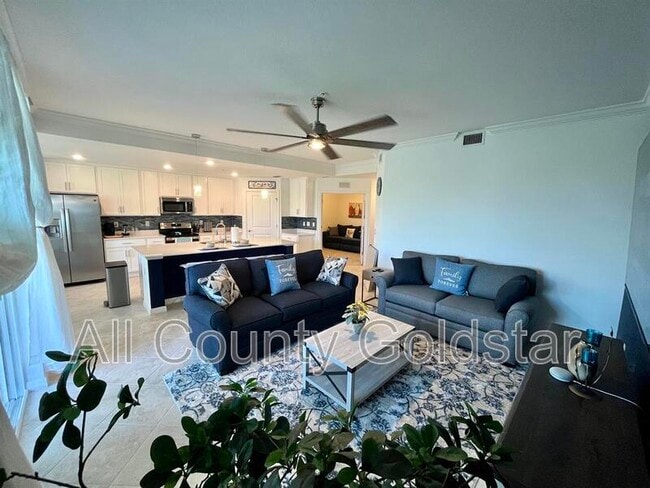14184 Heritage Landing Blvd in Punta Gorda, FL - Building Photo - Building Photo