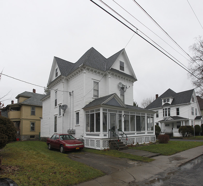 6 High St in Oneonta, NY - Building Photo