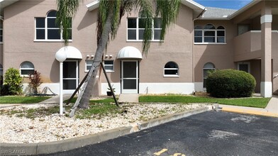 28 Cosmopolitan Dr in Lehigh Acres, FL - Building Photo - Building Photo