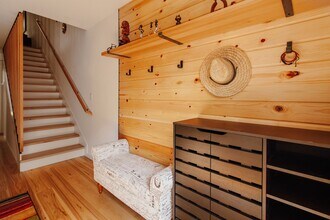 126 W Florentia St in Seattle, WA - Building Photo - Building Photo