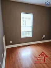 912 W Scott Ave in Knoxville, TN - Foto de edificio - Building Photo