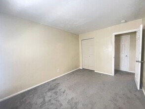 5812 E Hastings Arch in Virginia Beach, VA - Building Photo - Building Photo