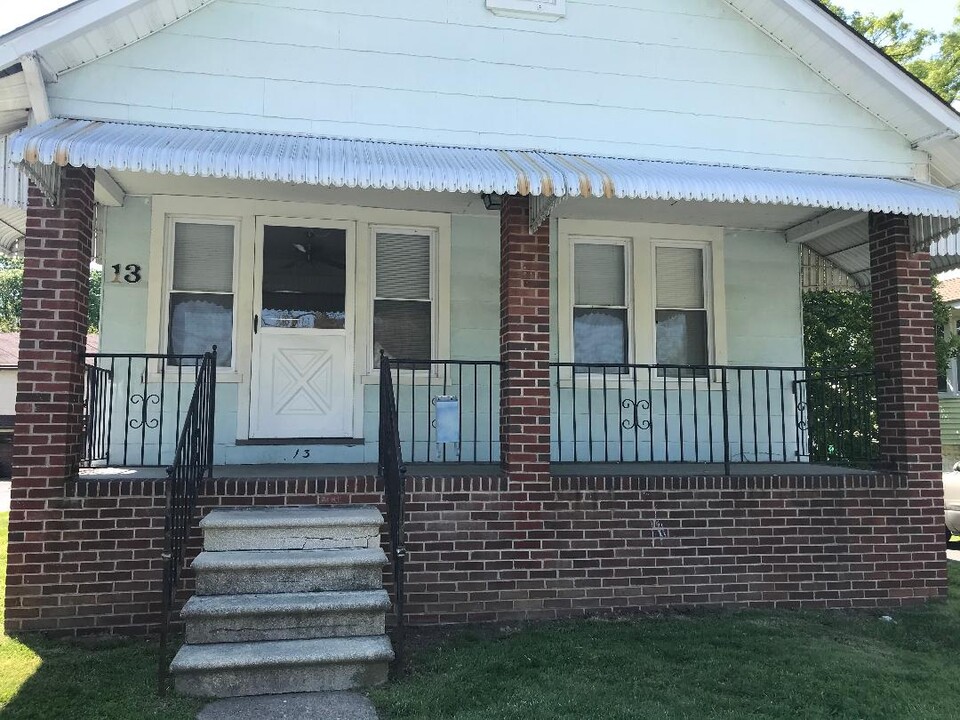 13 Oak Ave in Wilmington, DE - Building Photo