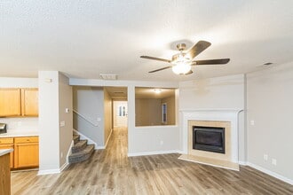 6056 Ricker Rd in Raleigh, NC - Foto de edificio - Building Photo