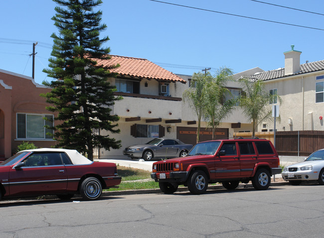 4044 32nd St in San Diego, CA - Foto de edificio - Building Photo