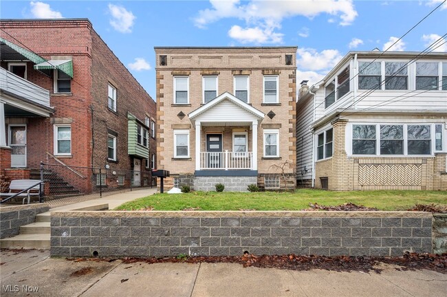 property at 2109 Murray Hill Rd