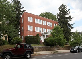 36 Broadway in Hagerstown, MD - Building Photo