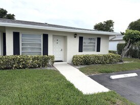 2520 Pansy Ln in Delray Beach, FL - Building Photo