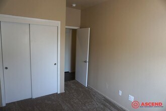 222 Harding Ave. in Bakersfield, CA - Building Photo - Building Photo